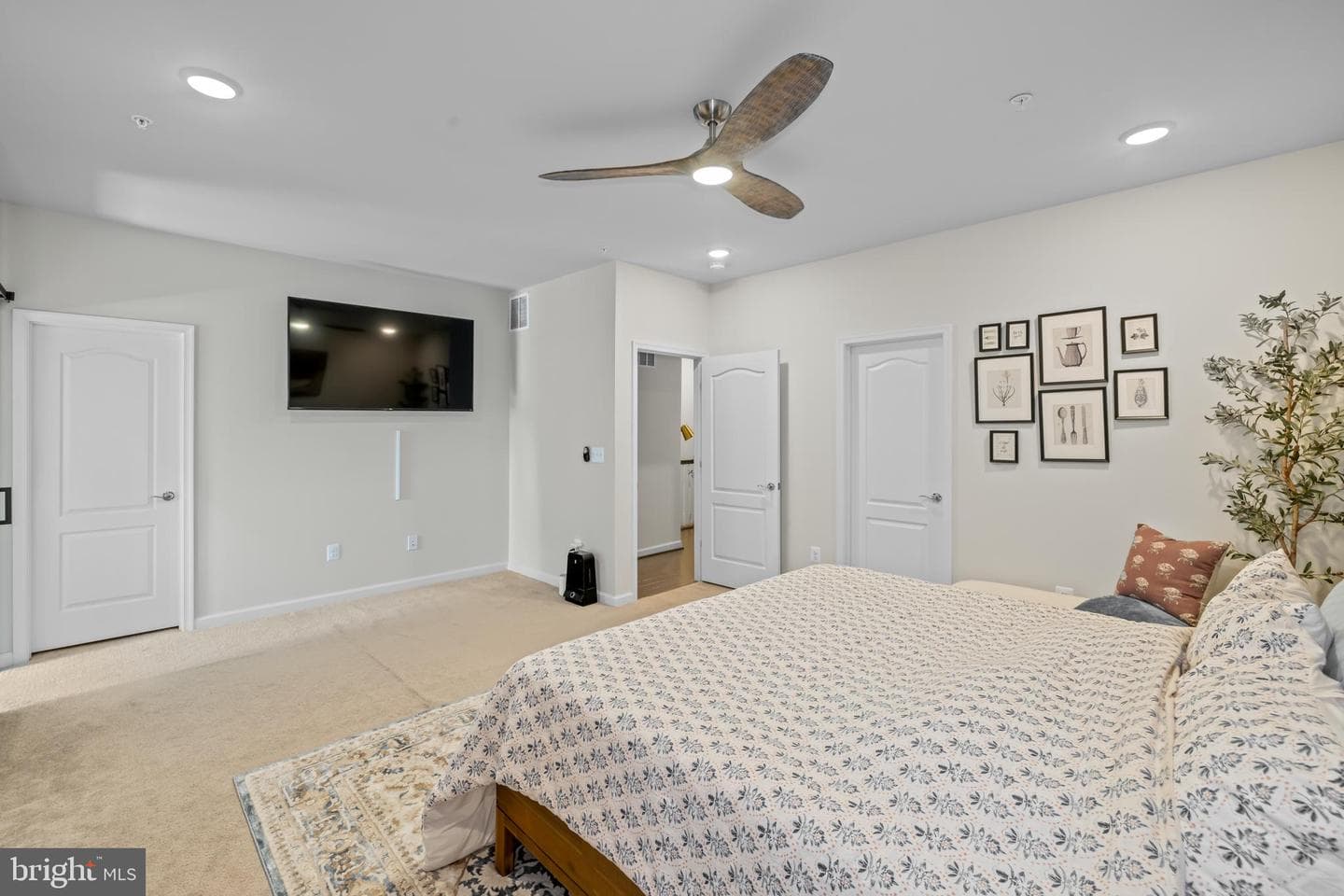 7715 Cresap Lane photo 22