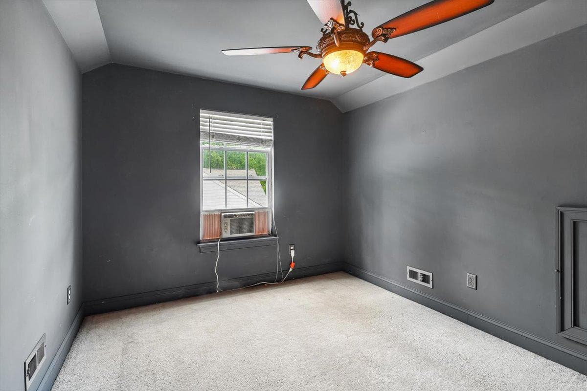 803 Gardenia Road #2 photo 39