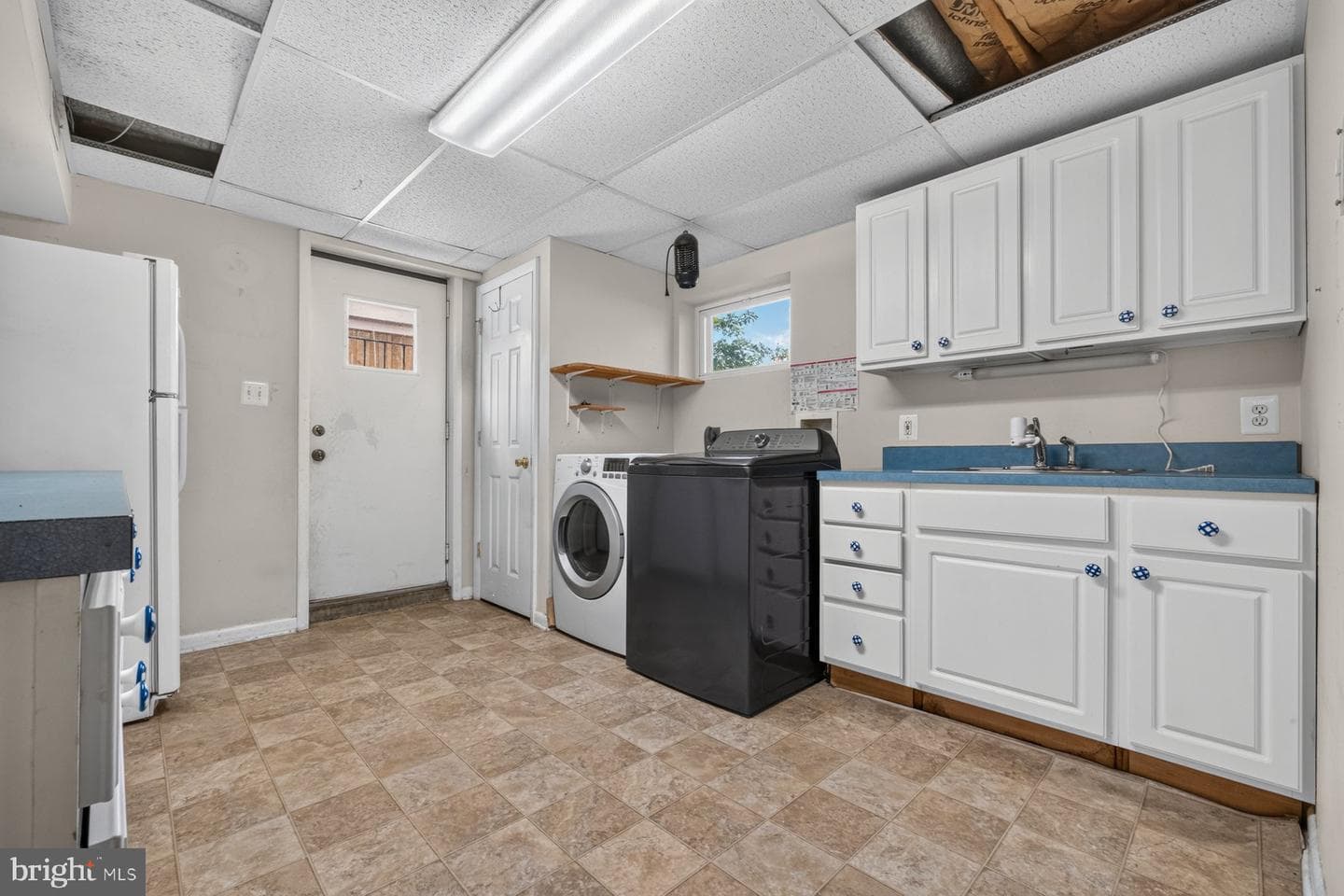 7738 Notley Road photo 19