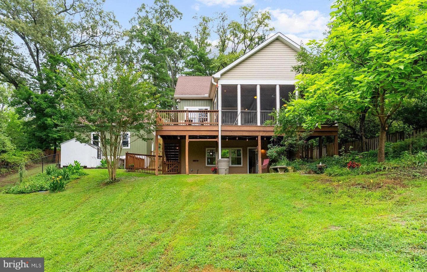 328 Oakdale Road photo 78