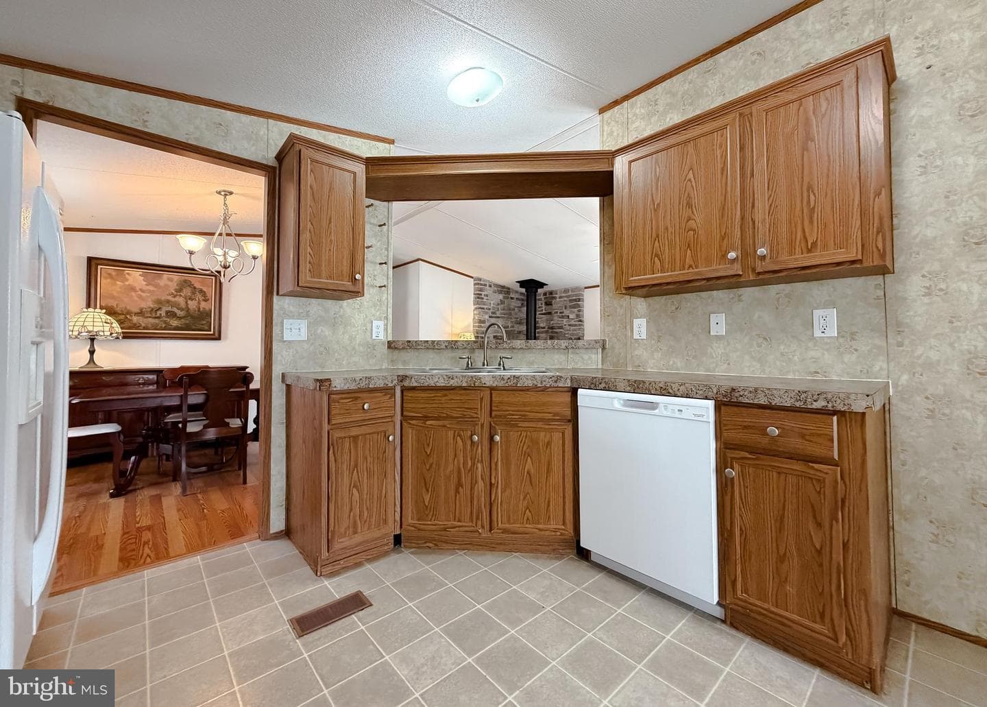 309 Berts Drive photo 13