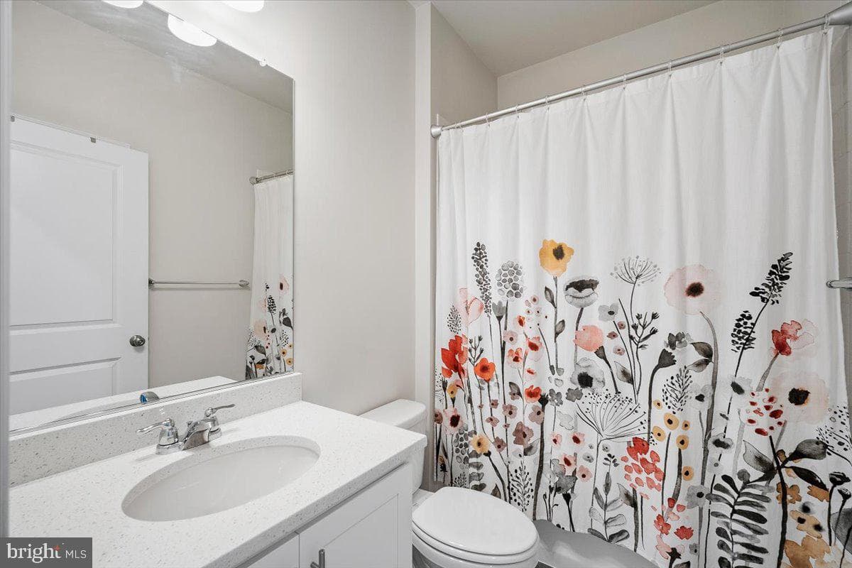 2020 Hinshaw Drive photo 30