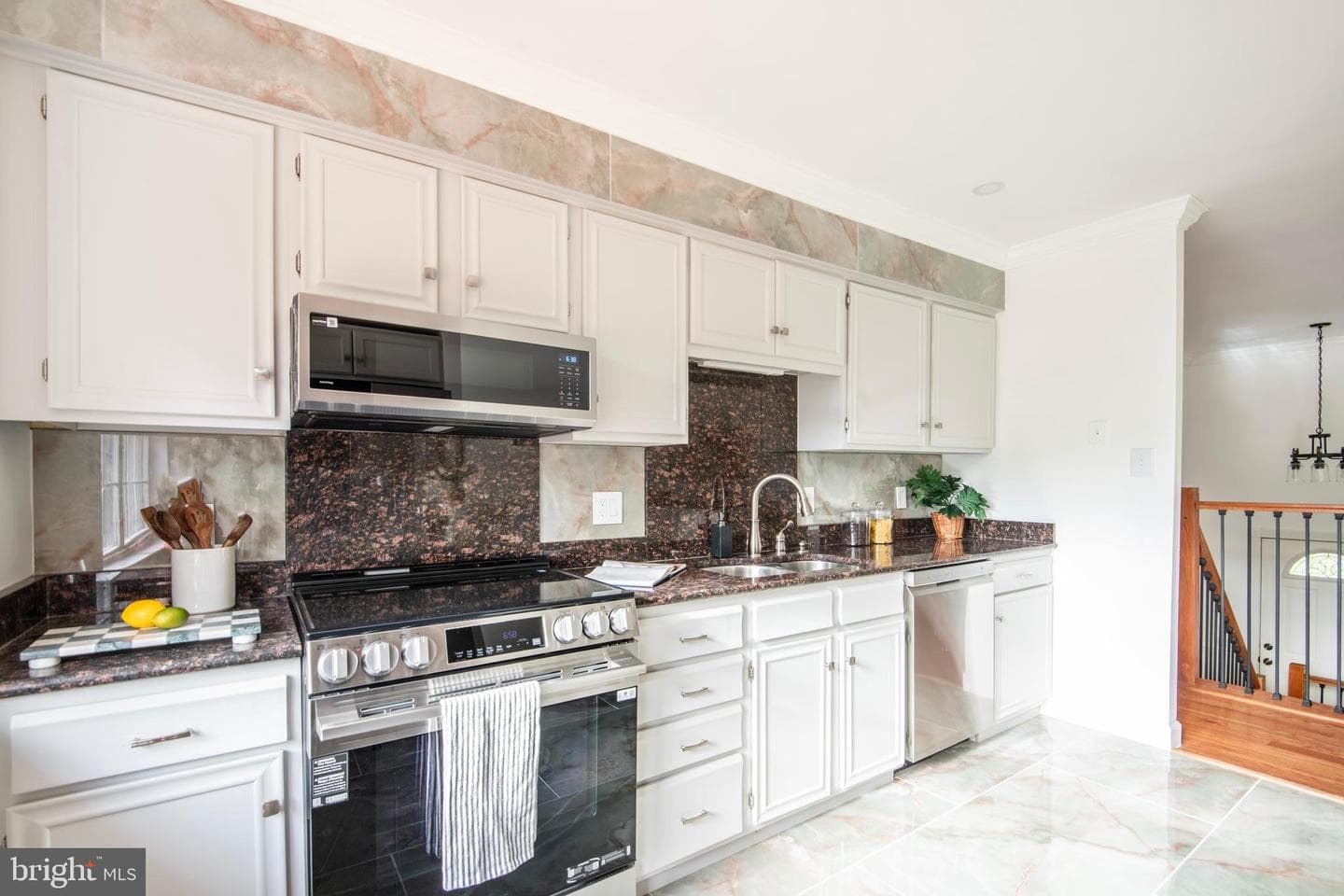 1240 Viking Drive N photo 18
