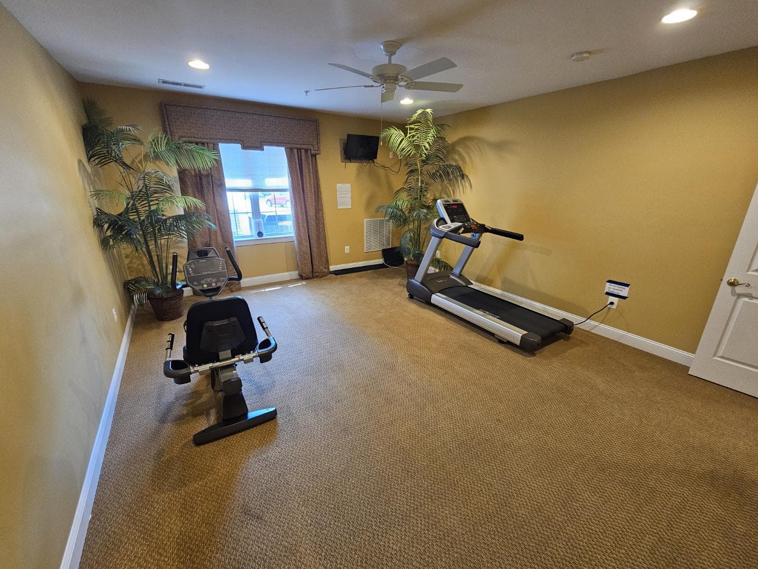 8535 Veterans Highway #204 photo 24