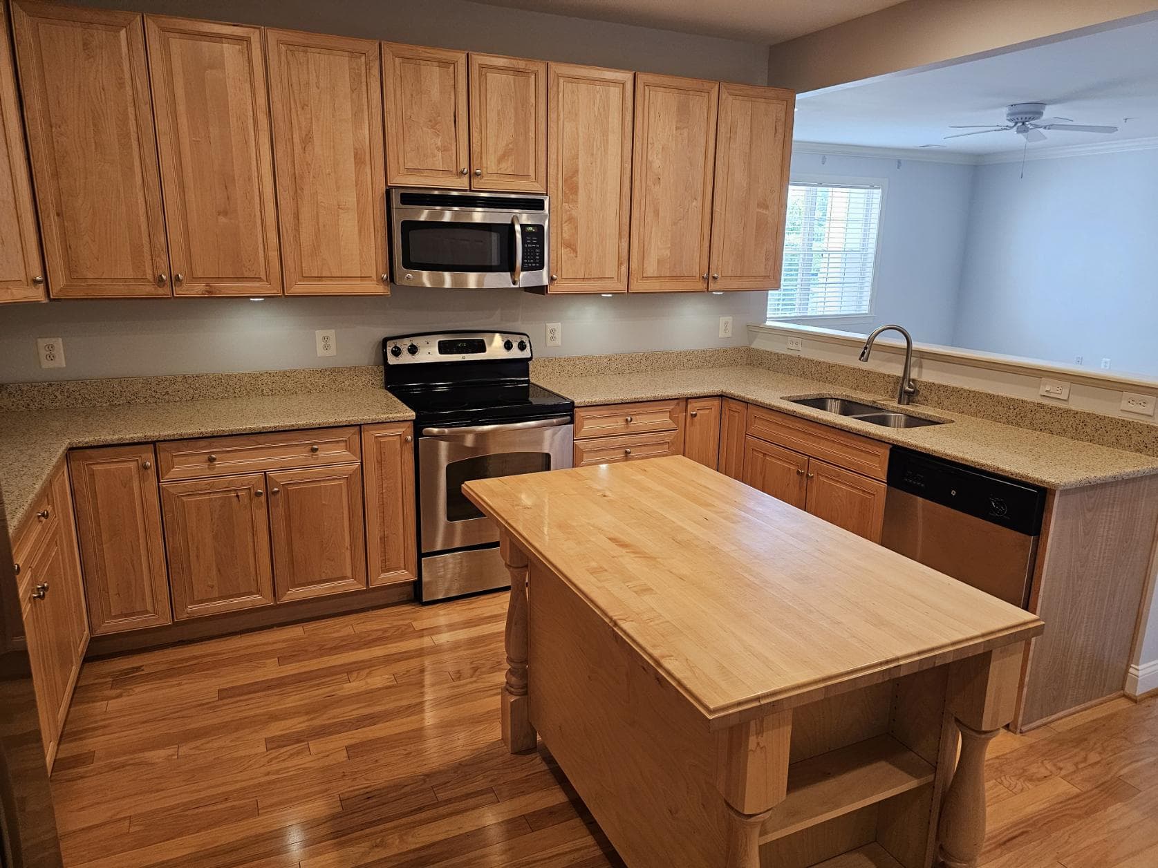 8535 Veterans Highway #204 photo 4