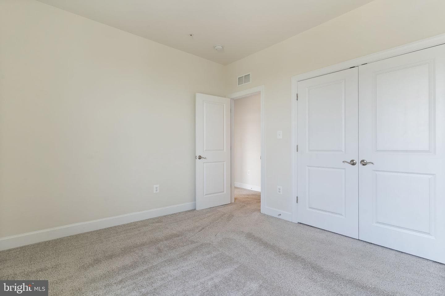 7639 Stemhart Lane photo 19