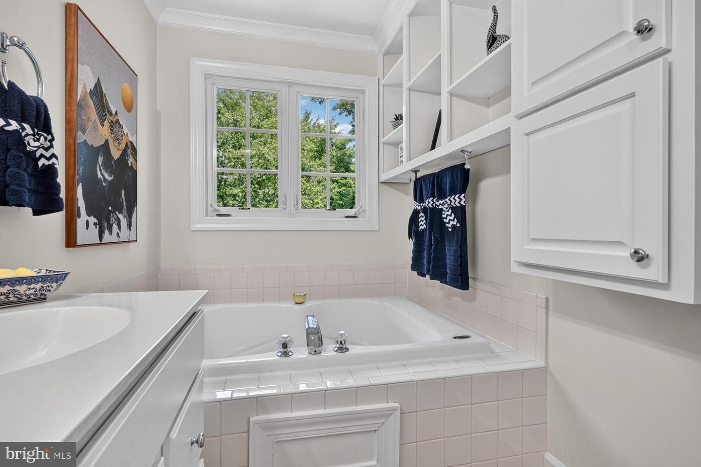 144 Riverton Place photo 23