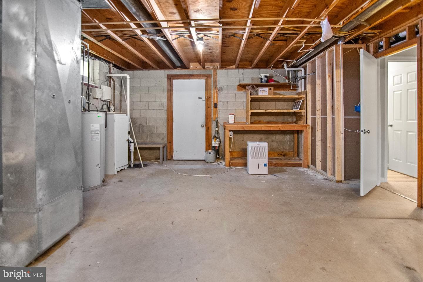 1453 Evergreen Road photo 34