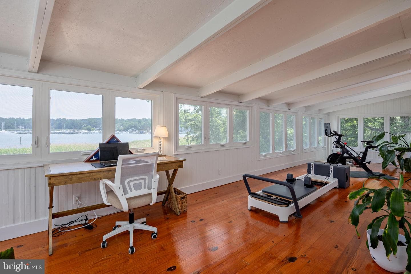 1018 Magothy Avenue photo 60