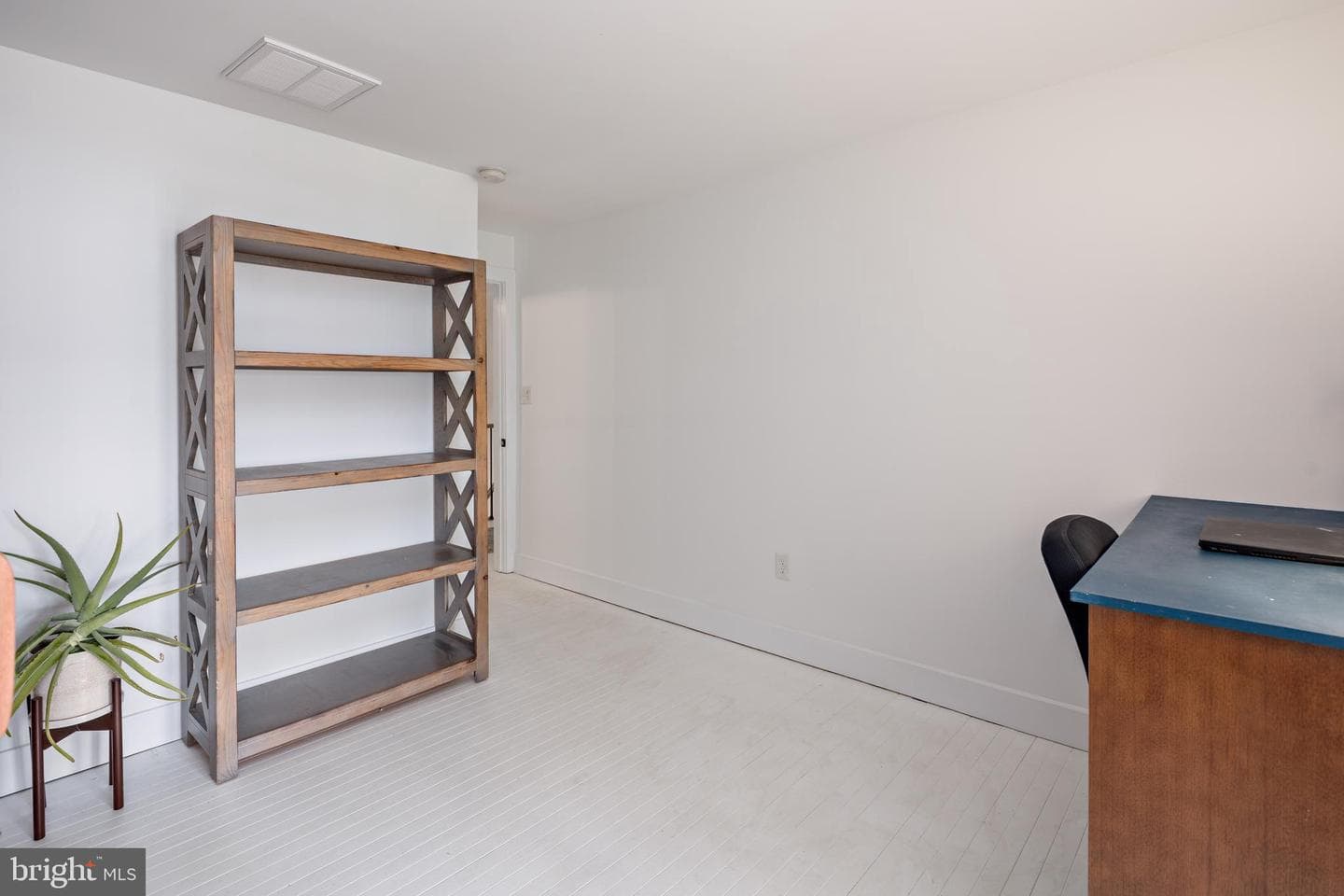 1018 Magothy Avenue photo 68