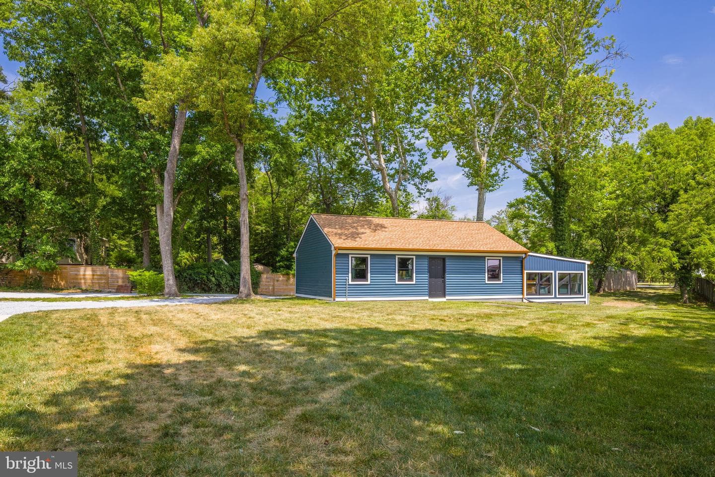 1018 Magothy Avenue photo 83