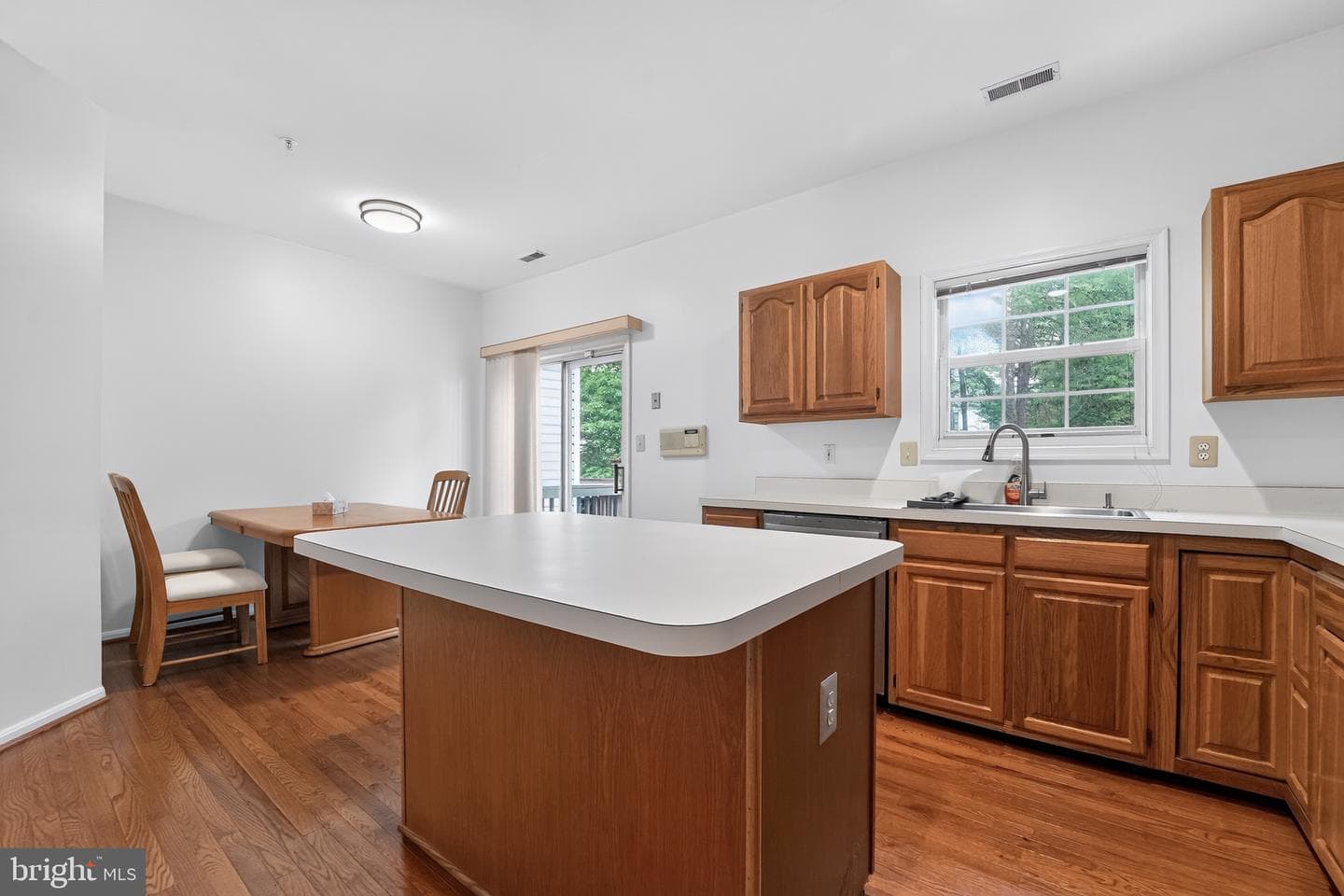 7901 Bentbough Road photo 18