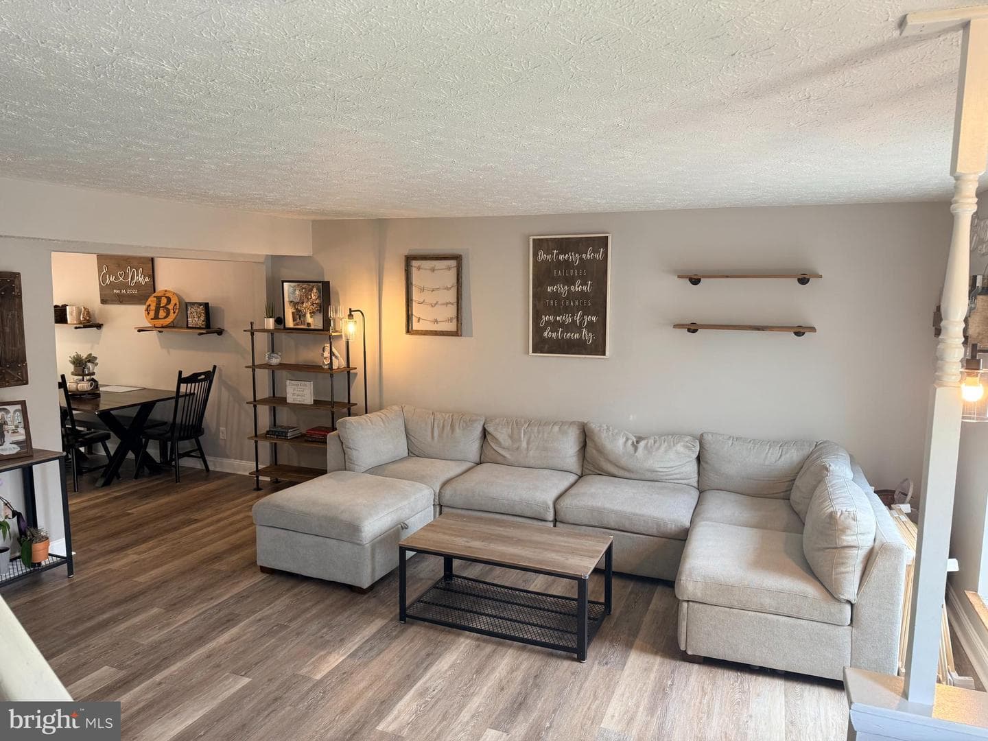 654 Paddle Wheel Court W photo 3