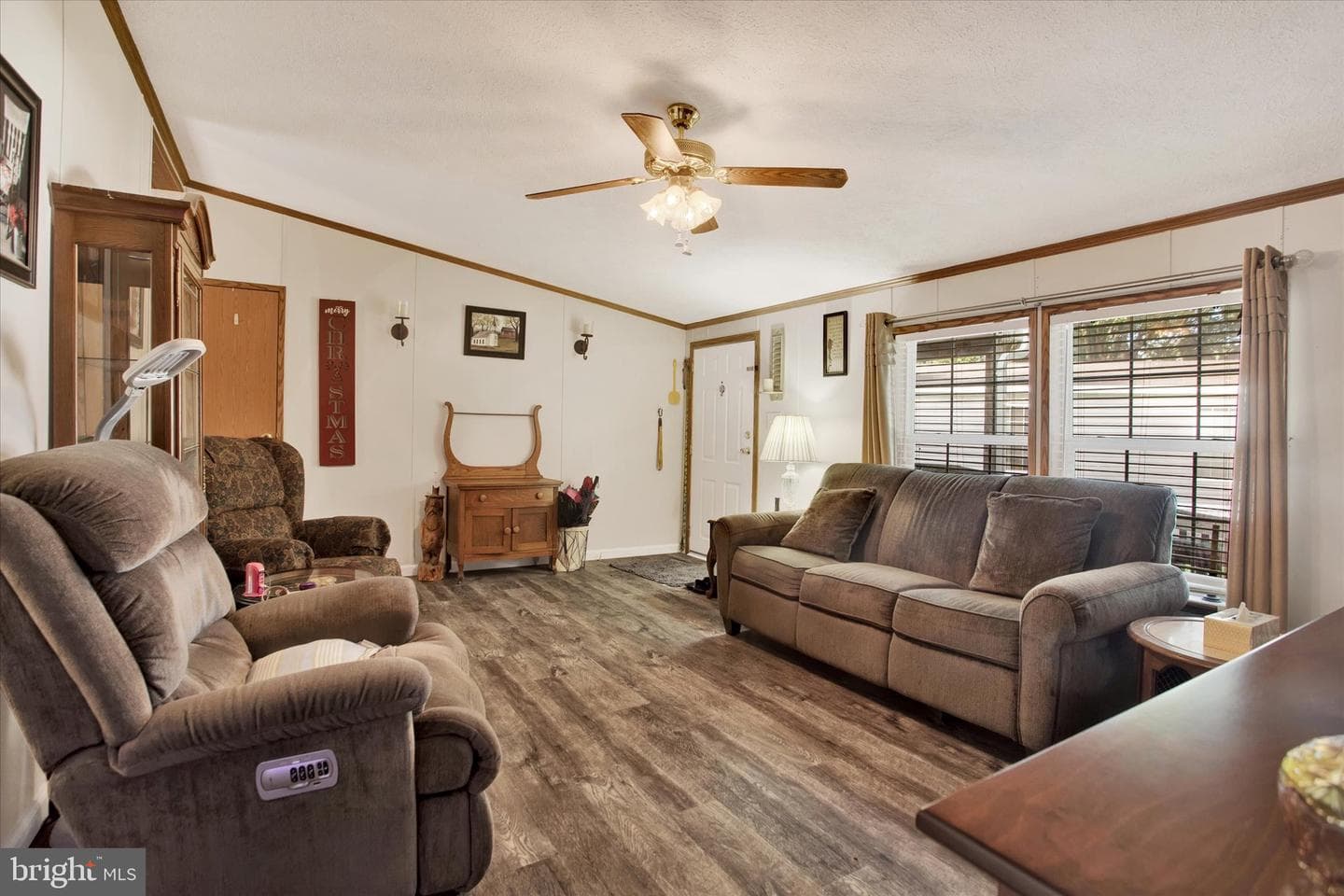 86 Edwards Lane photo 13