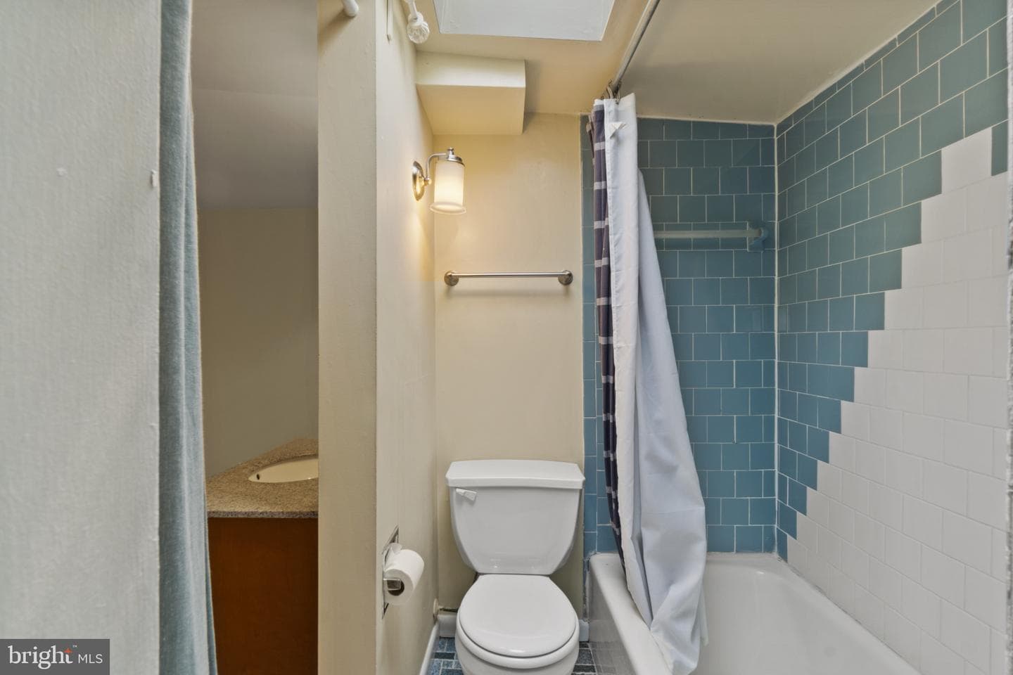 111 Conduit Street photo 20