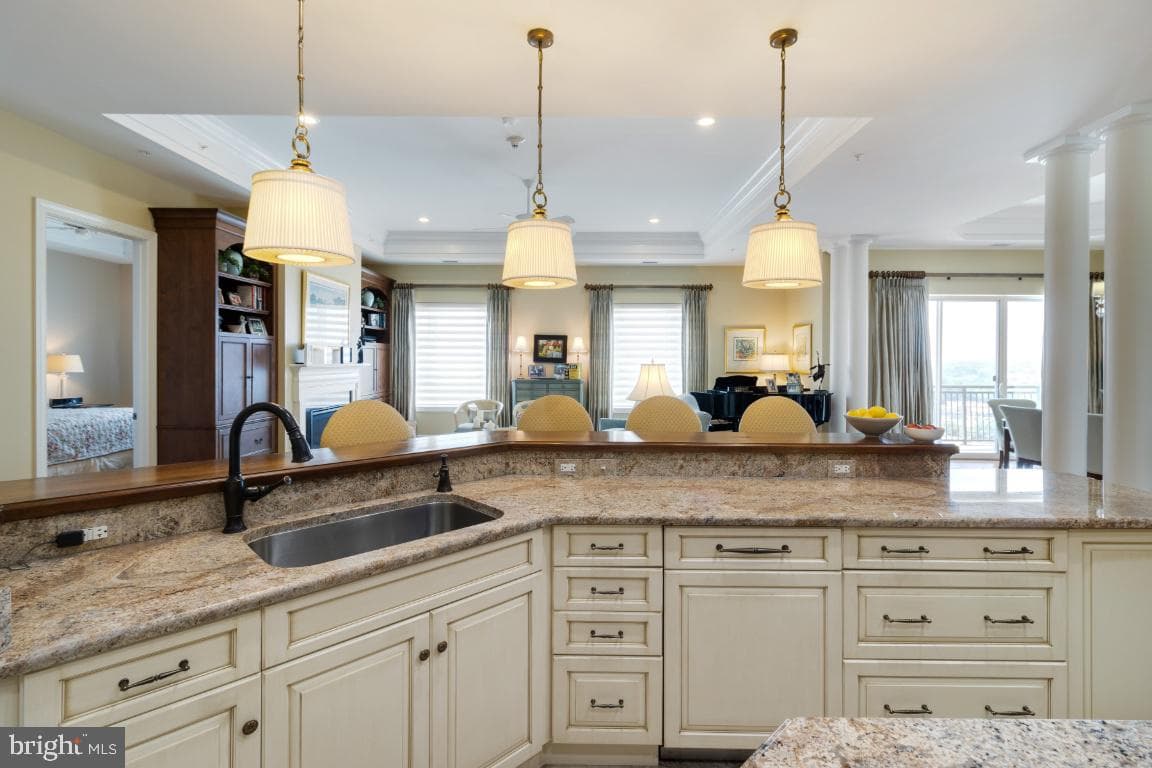 1915 Towne Centre Boulevard #1115 photo 23