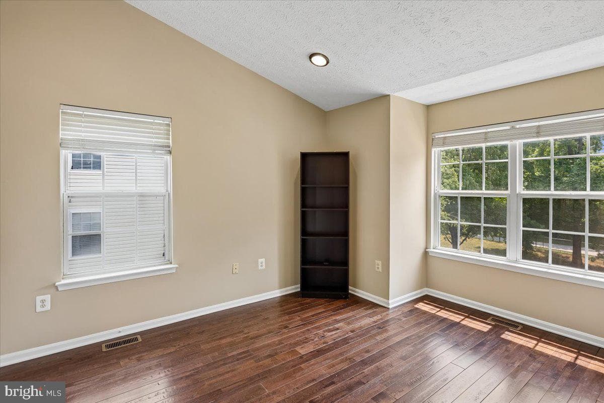 608 Talon Court photo 13