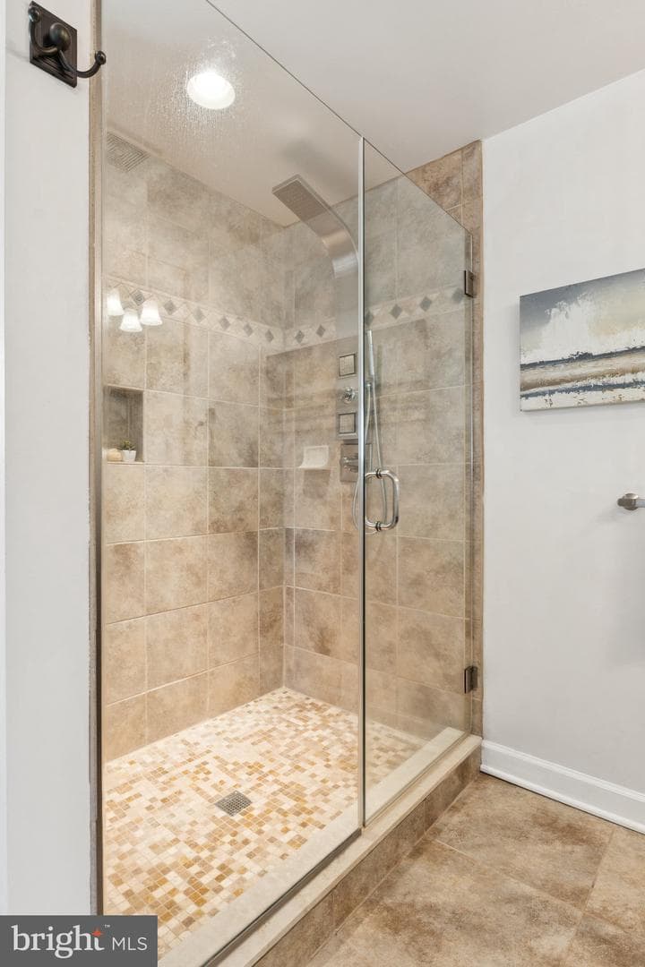 7654 Bay Street photo 24