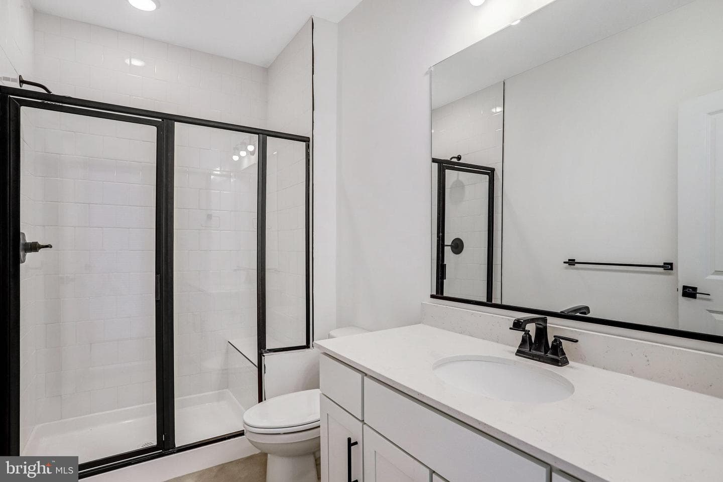 5733 Howard Drive photo 30