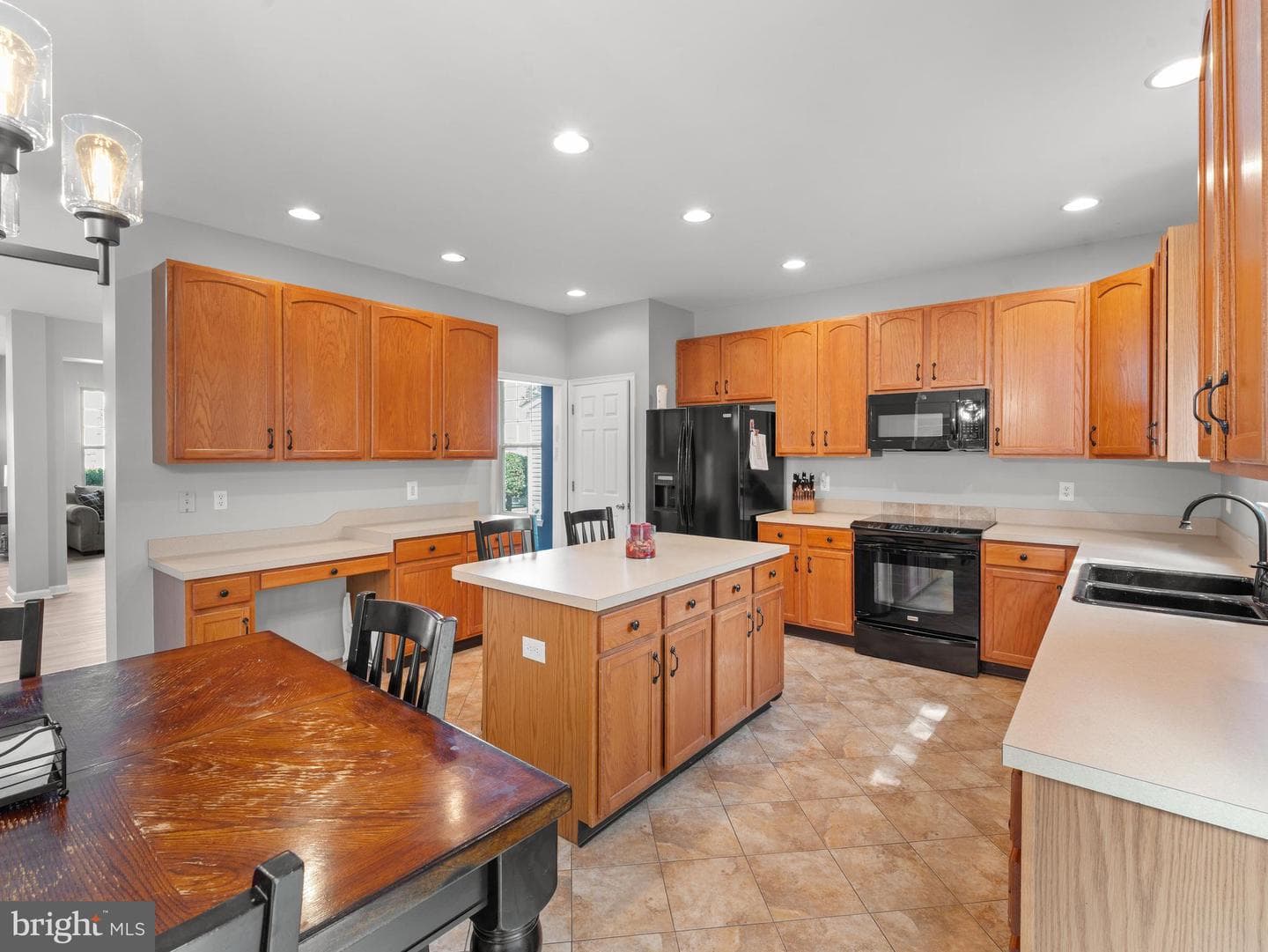 1020 Wheatfield Drive photo 8