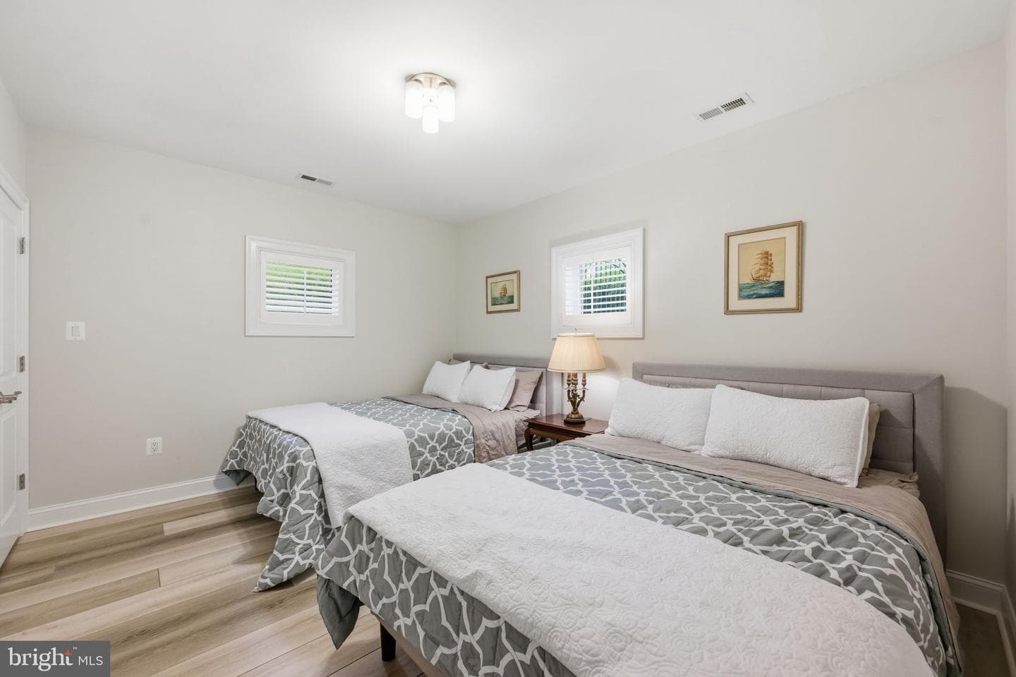641 Honeysuckle Lane photo 40