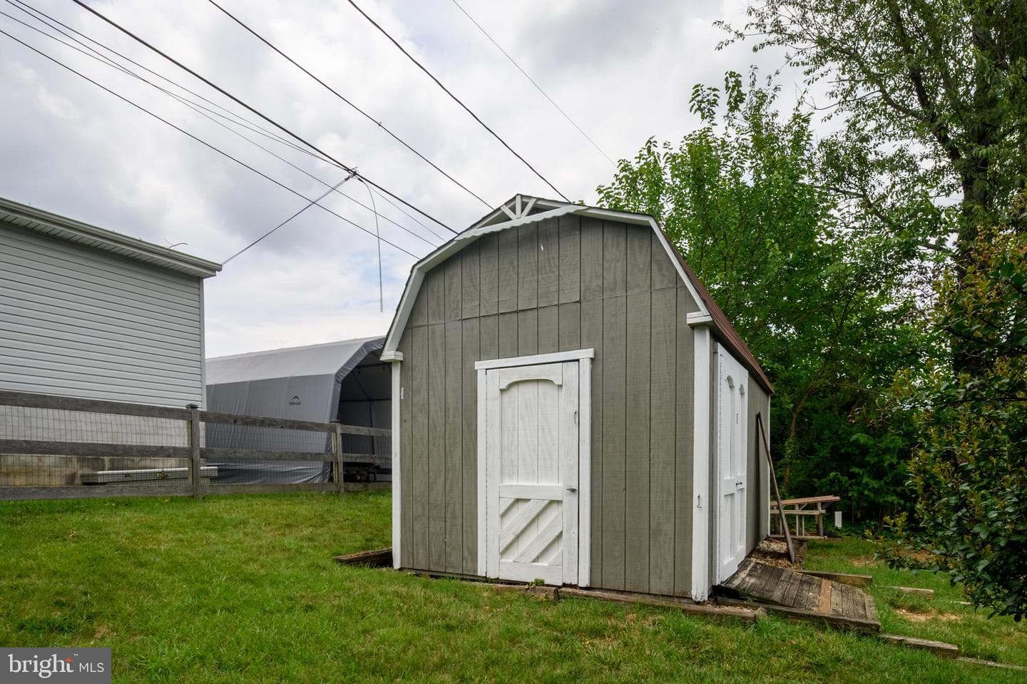 628 Bruce Street photo 18