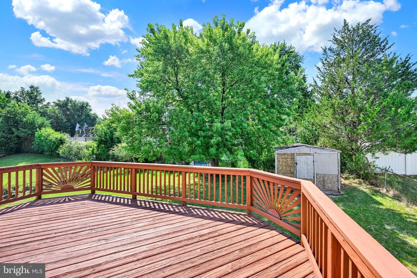 482 Kenora Drive photo 29