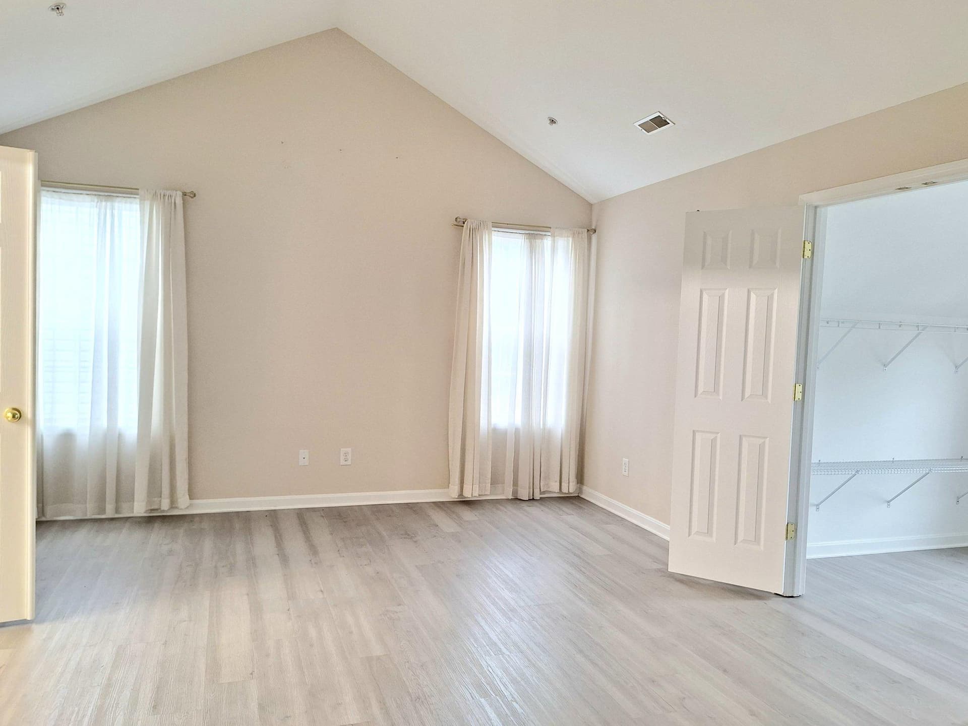 7906 Springridge Road photo 14