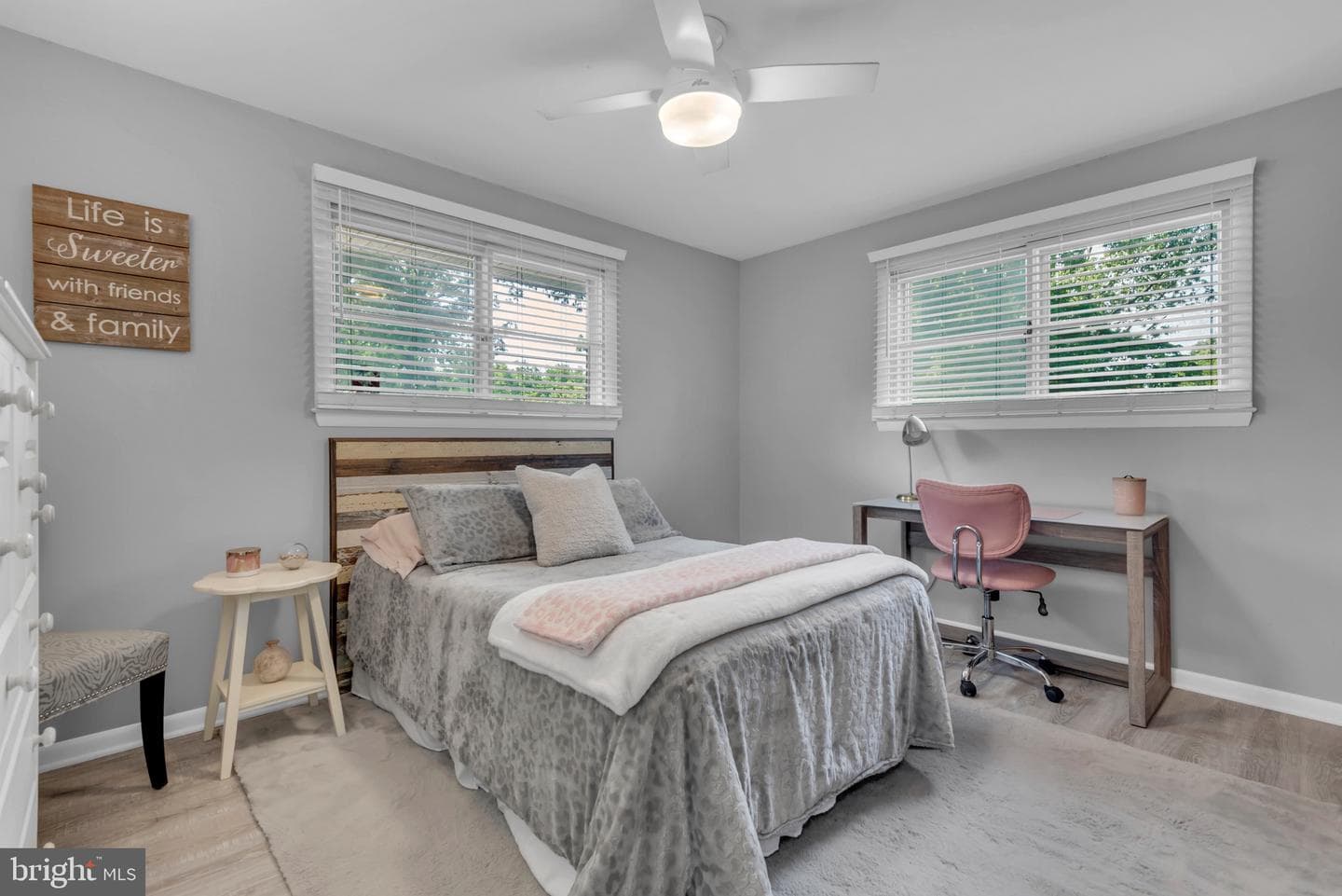 536 Manor Road photo 26