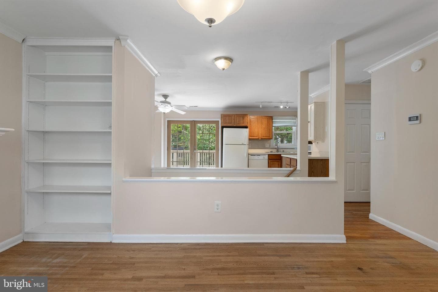 1099 Linden Tree Drive photo 13