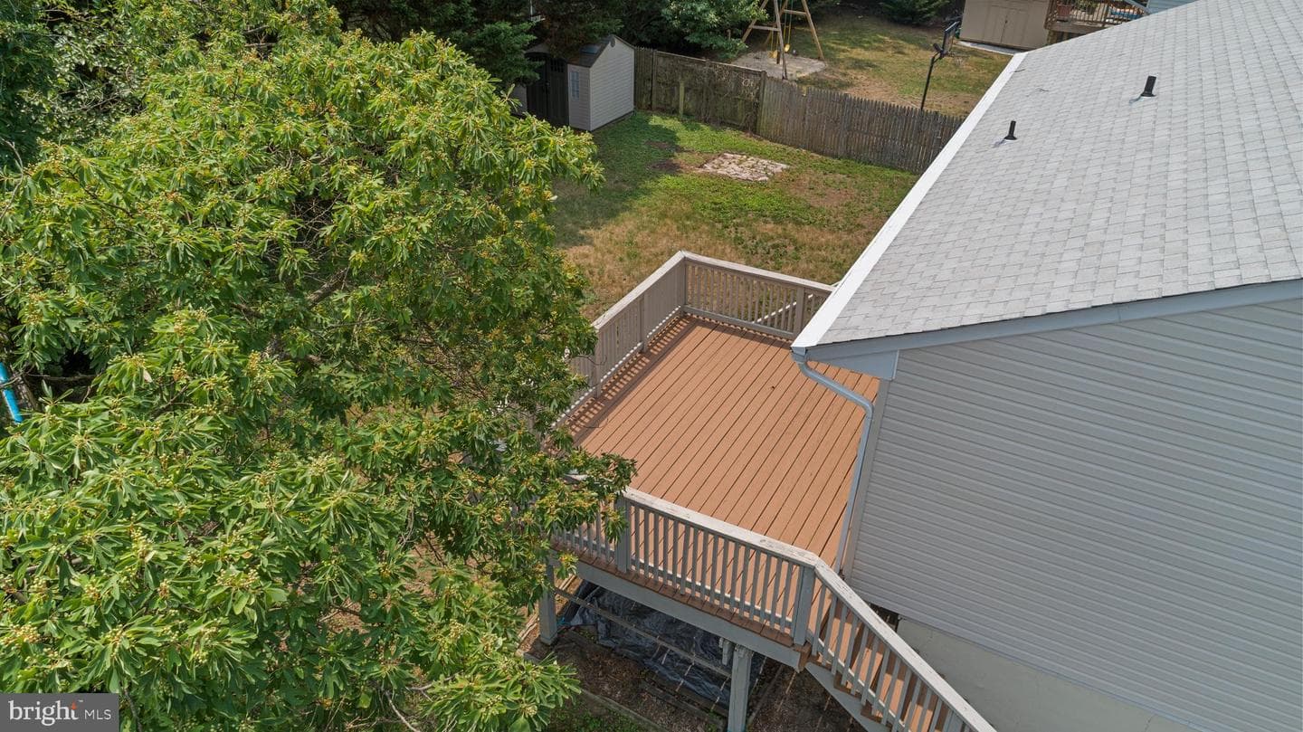 1099 Linden Tree Drive photo 39
