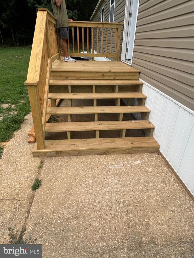 214 Jaguar Drive photo 12