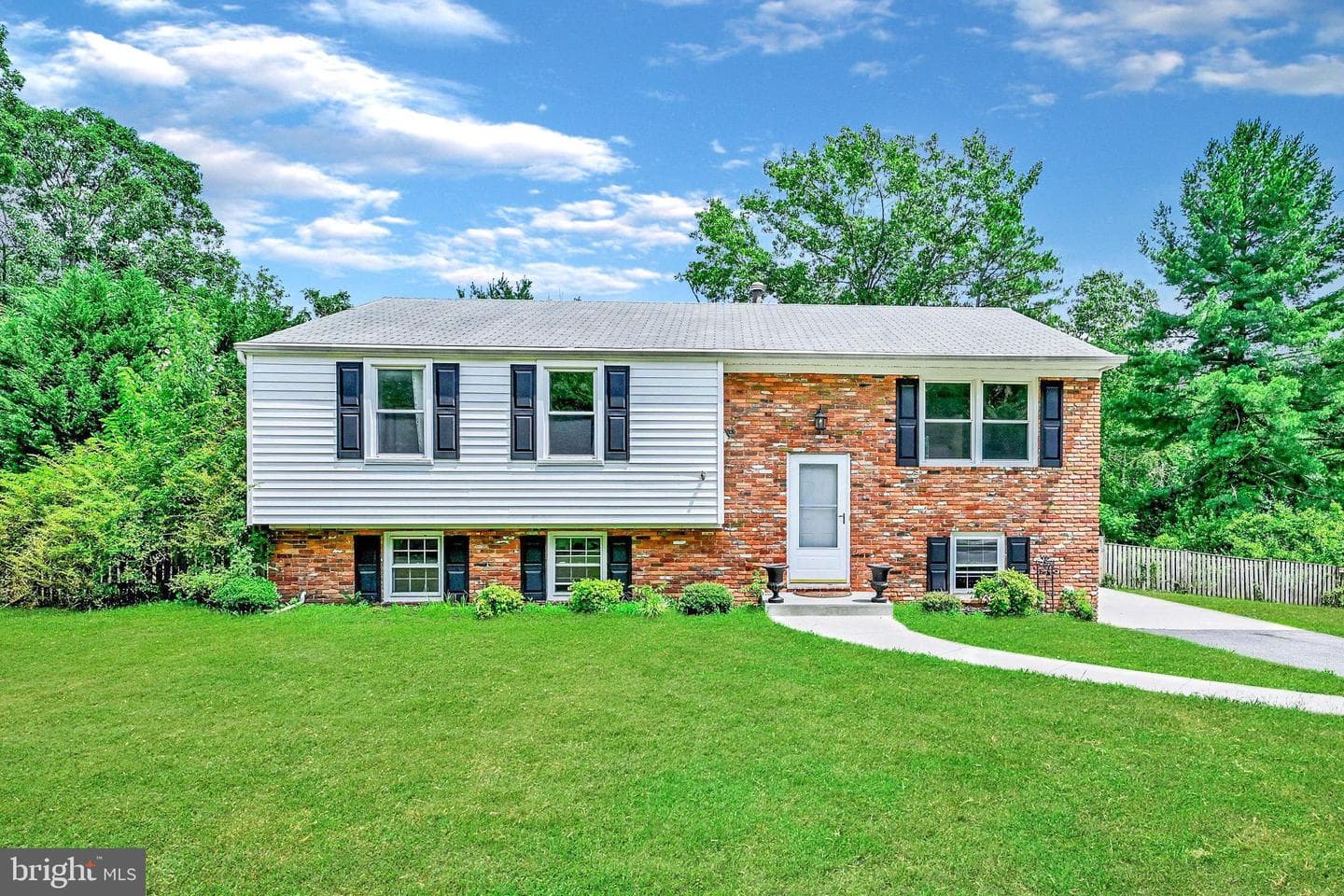 449 Cloverdale Circle photo 24