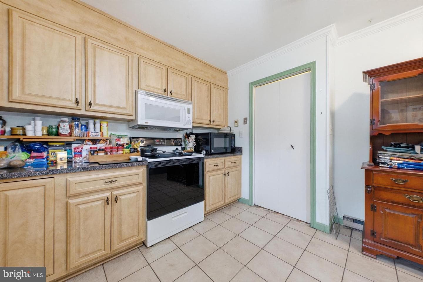 776 Evergreen Road photo 11
