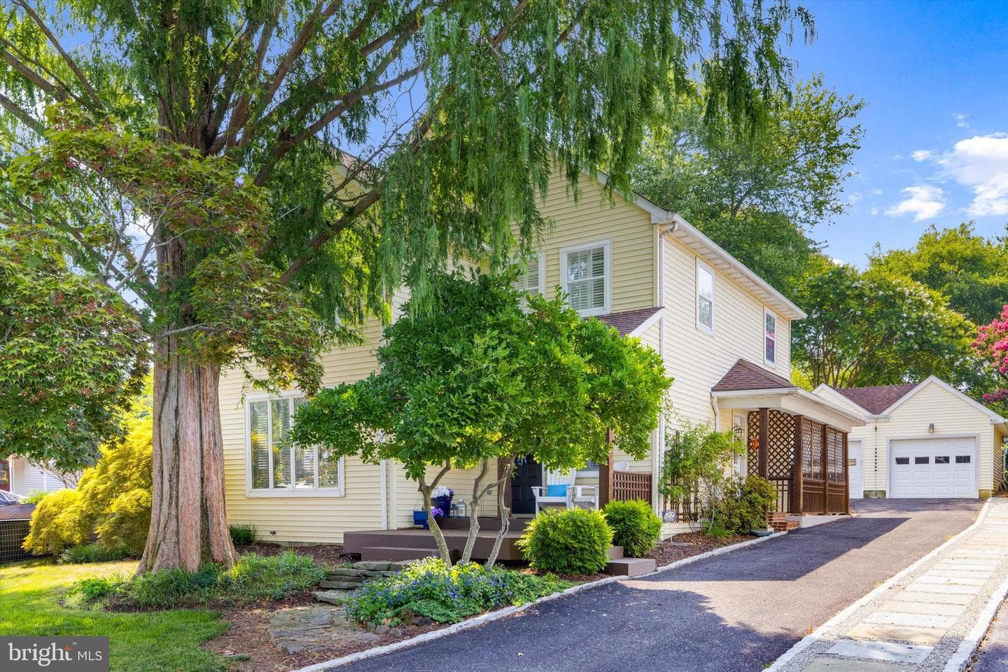 1105 Boucher Avenue photo 35
