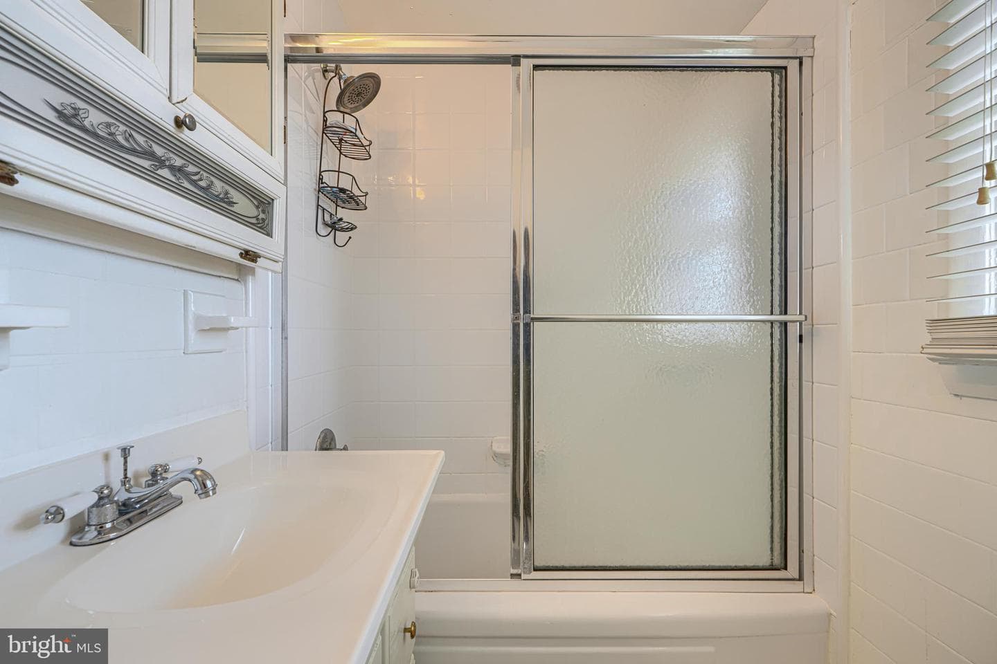 559 Fairmount photo 32