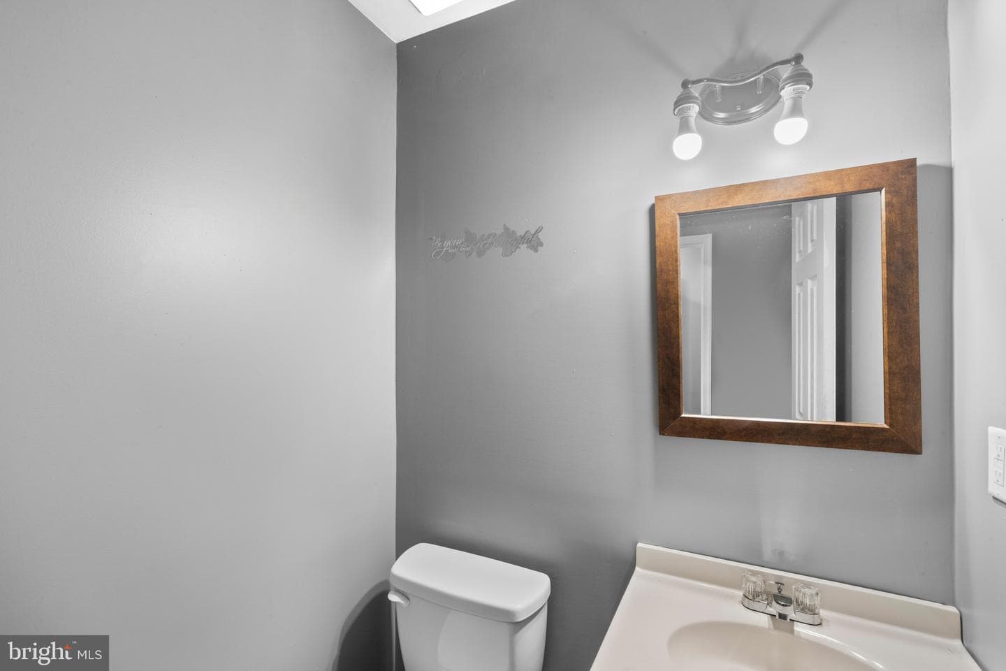 1809 Falcon Court photo 21