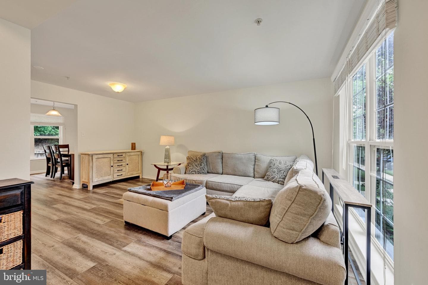718 Horse Chestnut Court photo 4