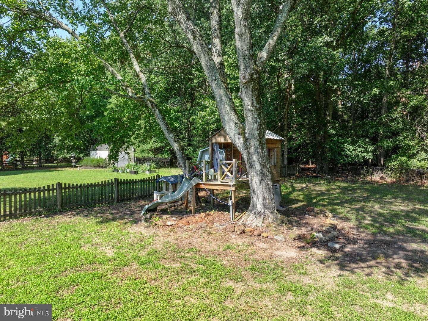 8327 Sail Court photo 53