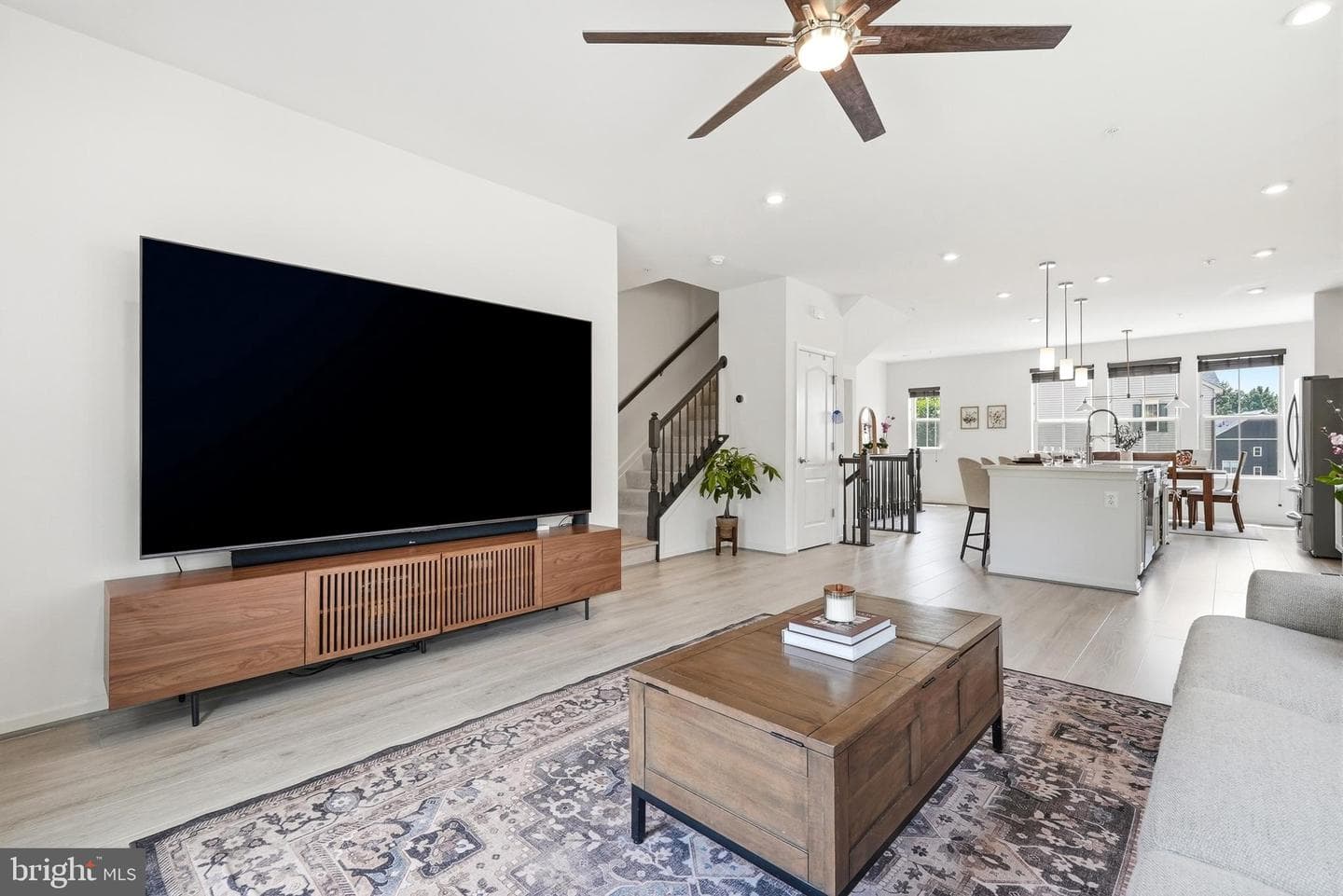 3050 Bretons Ridge Way photo 7