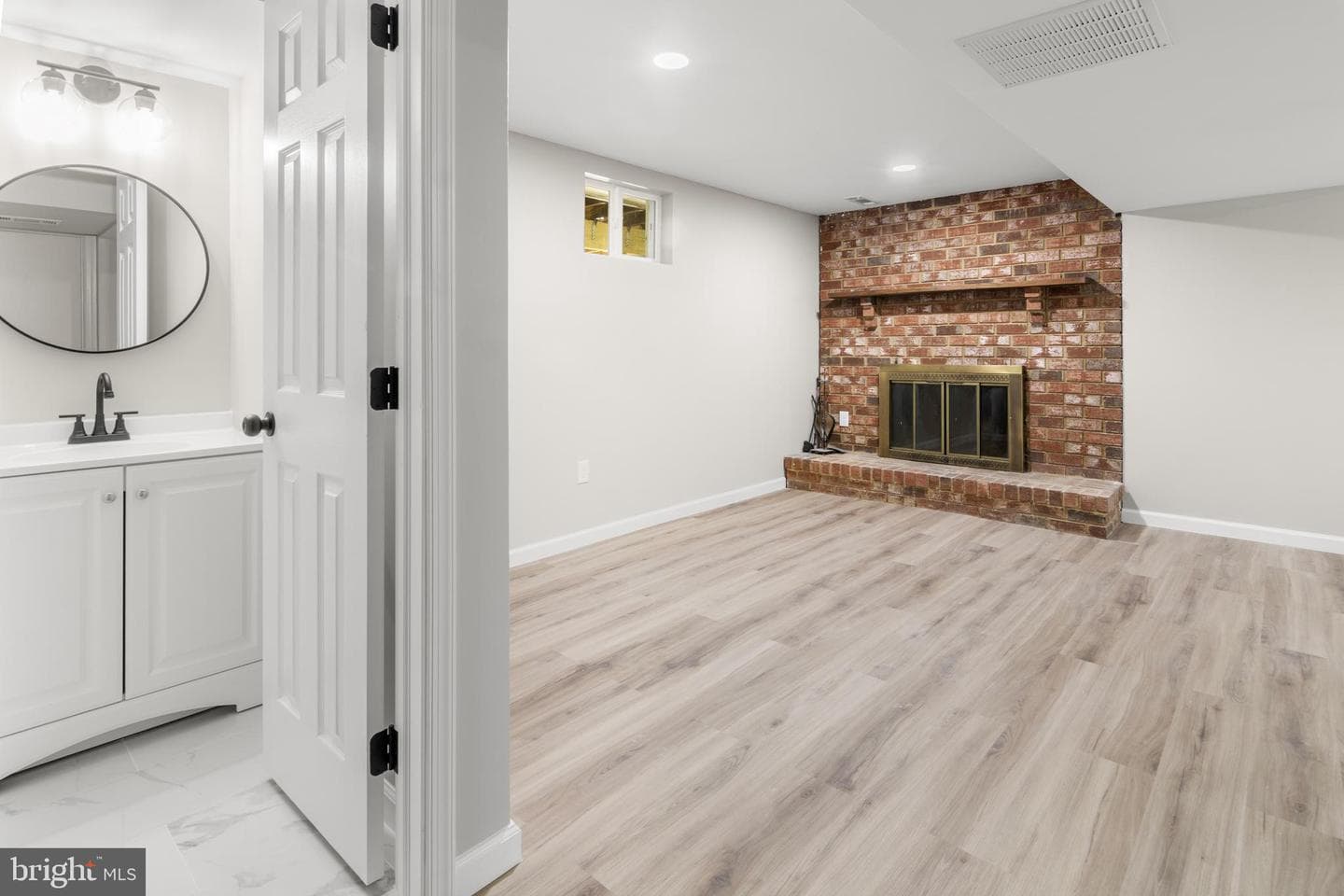 994 Hillendale Drive photo 44