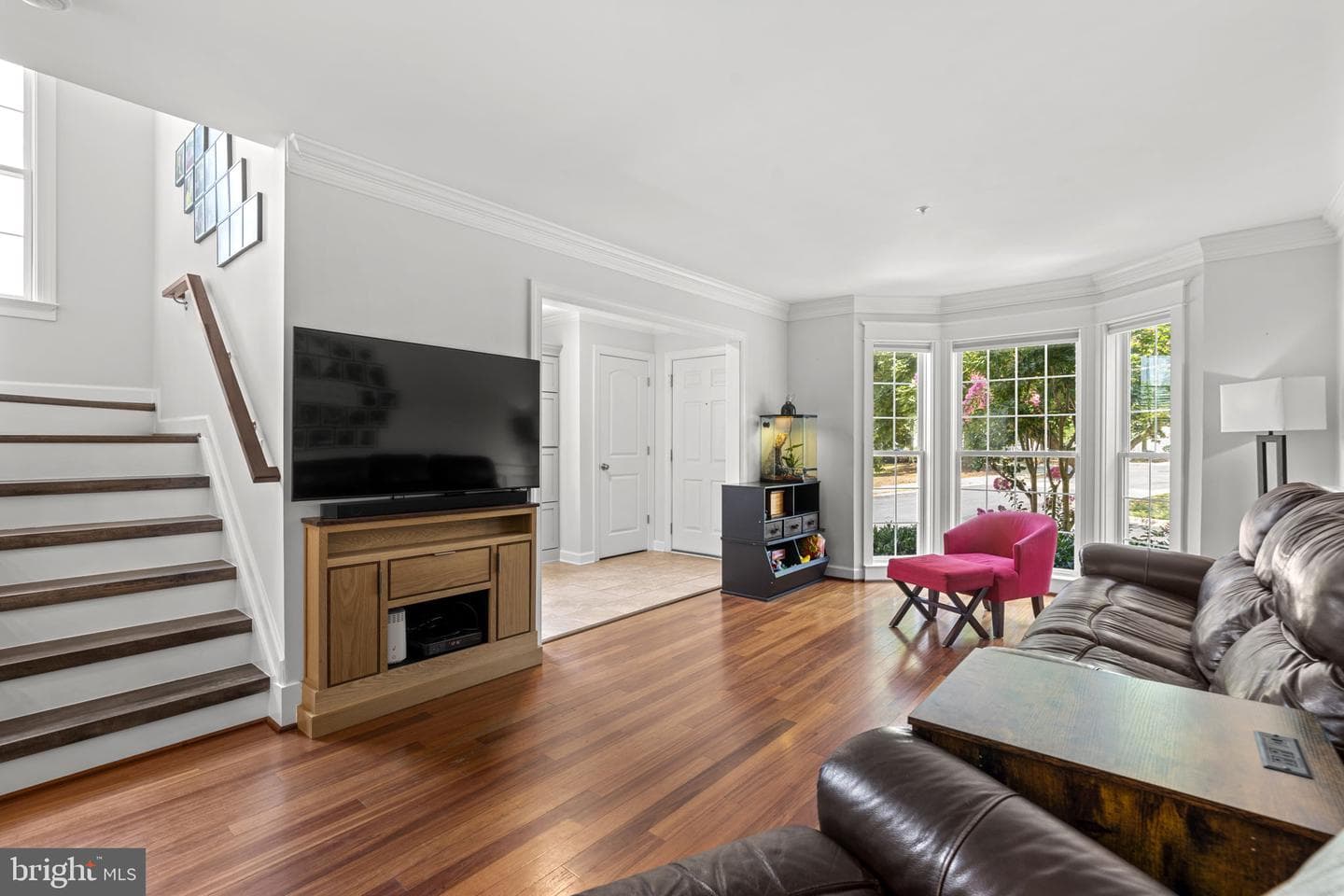 2023 Compton Court photo 8