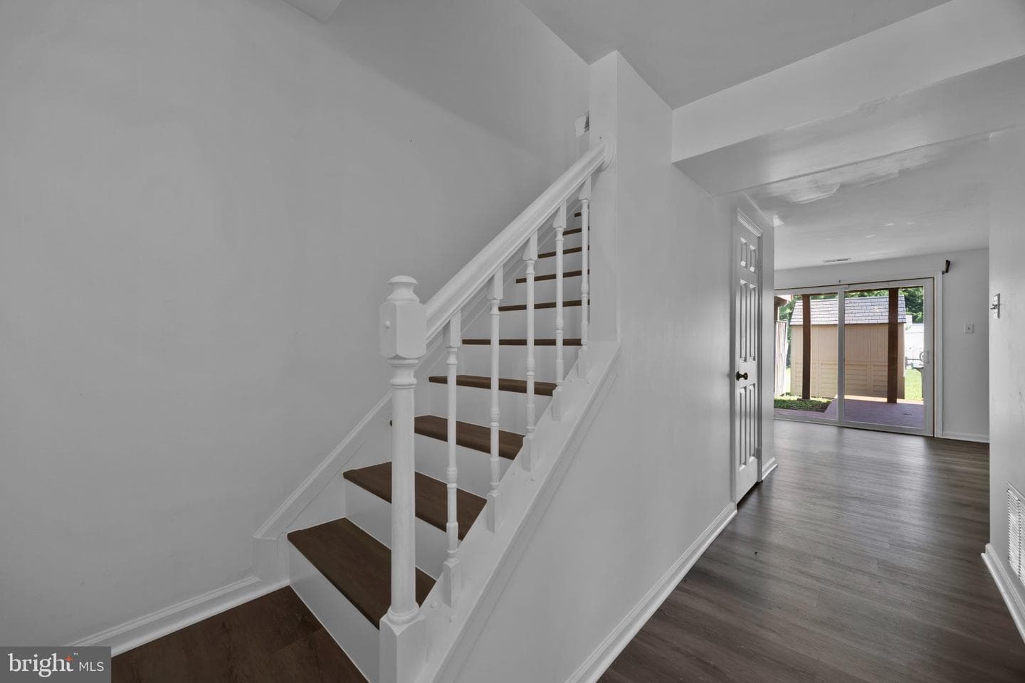 482 Watson Court photo 21