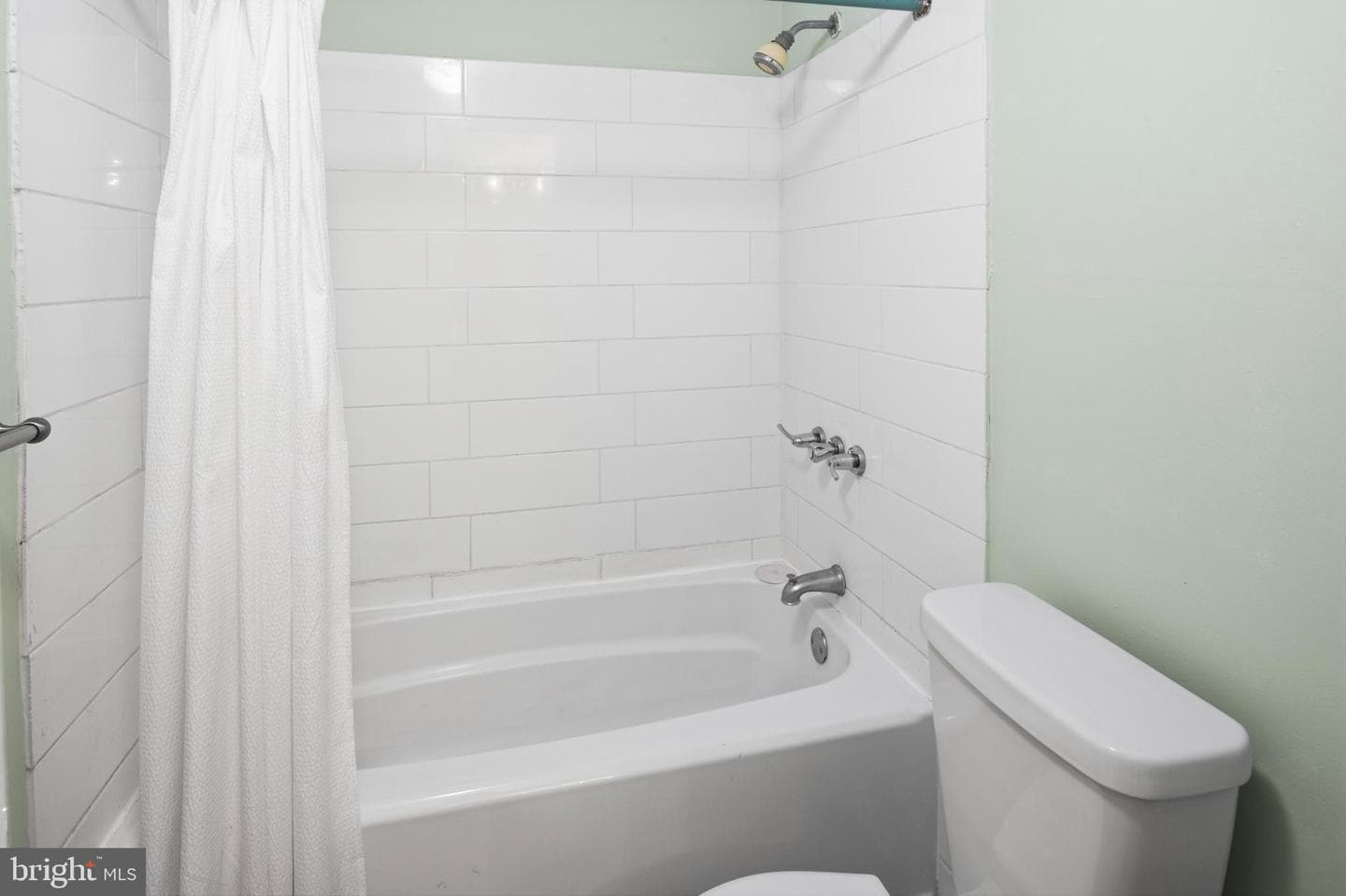 1757 Carry Place photo 21