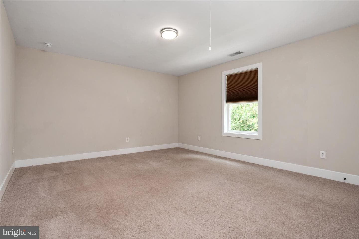 806 Lynwood Lane photo 34