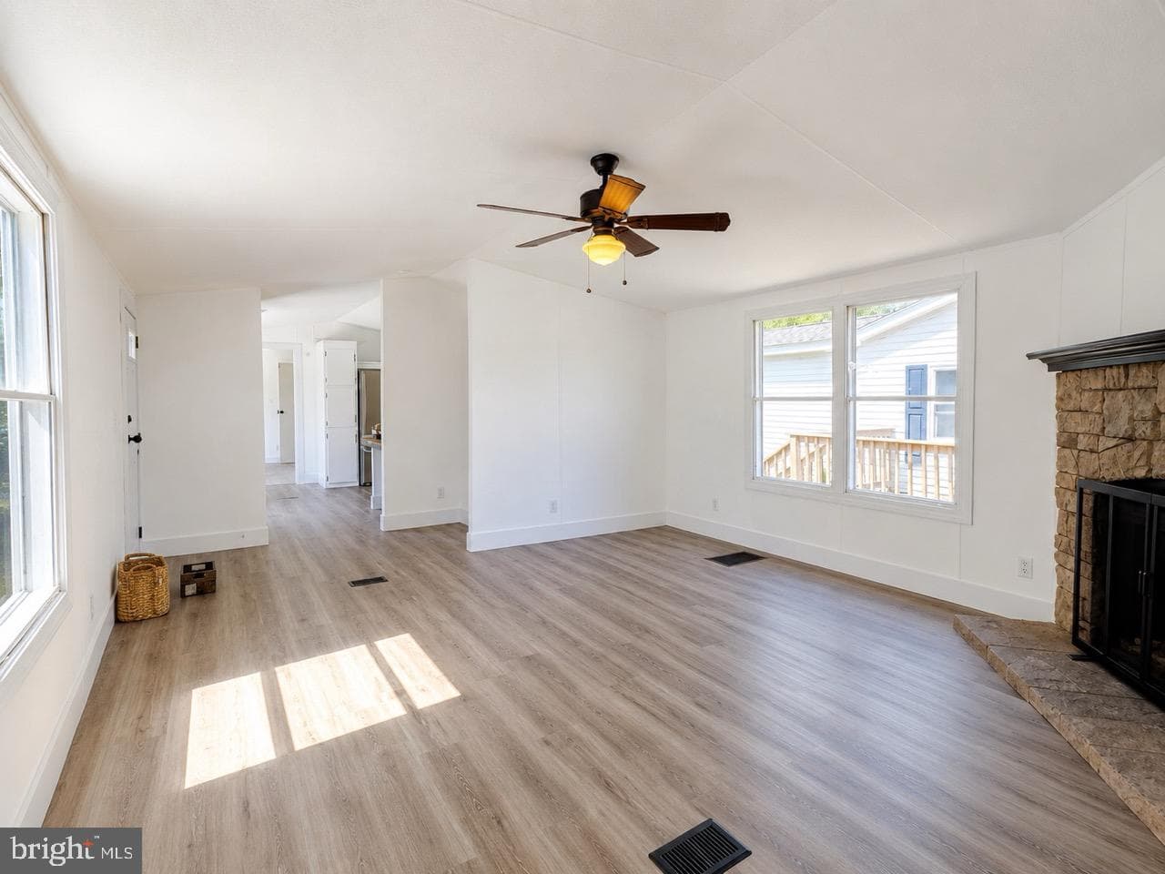 114 Berts Drive photo 4