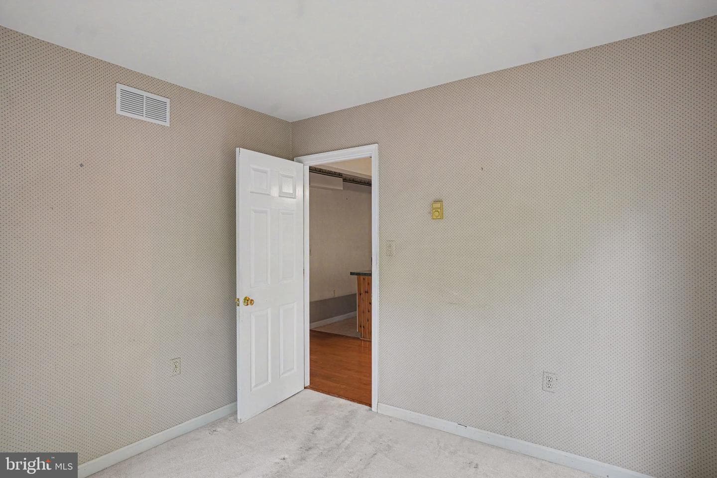 2110 Shore Drive photo 14