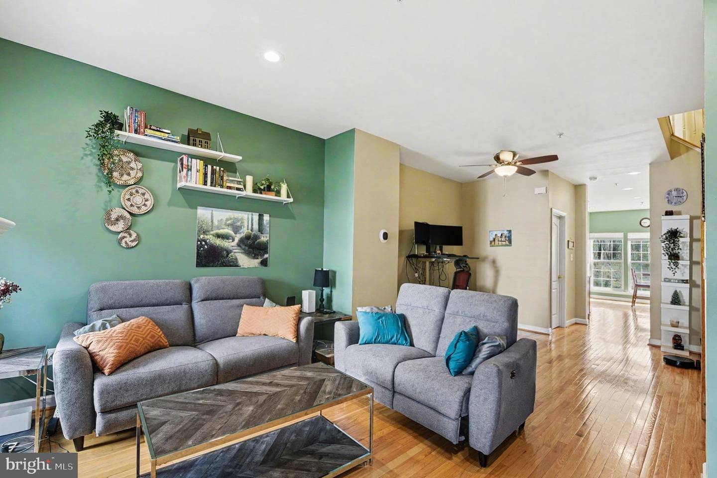 8016 Pennington Drive, Laurel