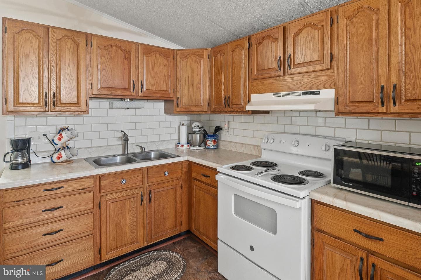441 New York Avenue photo 12