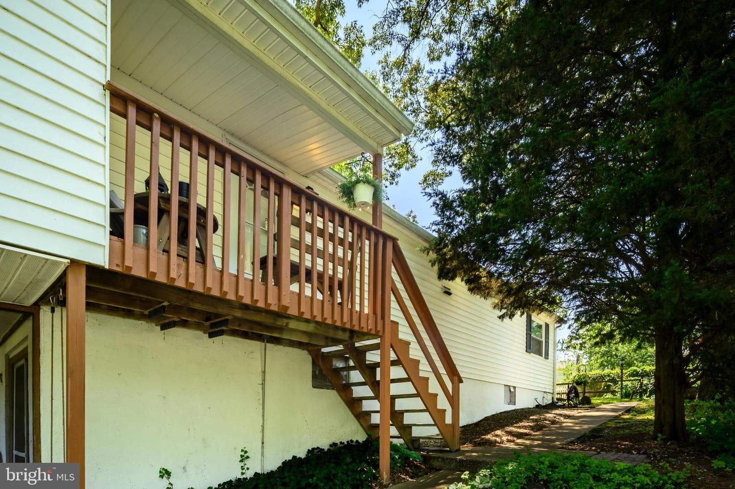441 New York Avenue photo 4